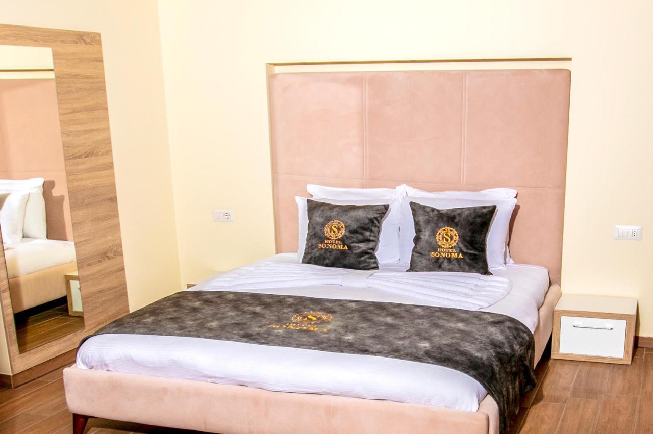 Hotel Sonoma Kosovo Polje Exteriör bild