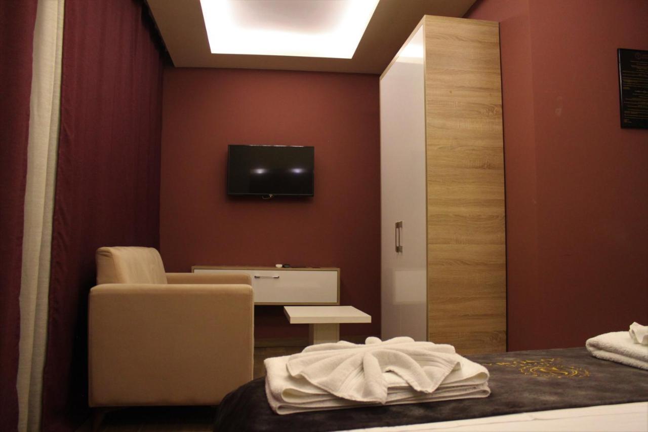 Hotel Sonoma Kosovo Polje Exteriör bild